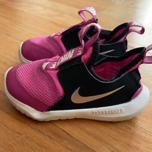 Nike shoes size 7C